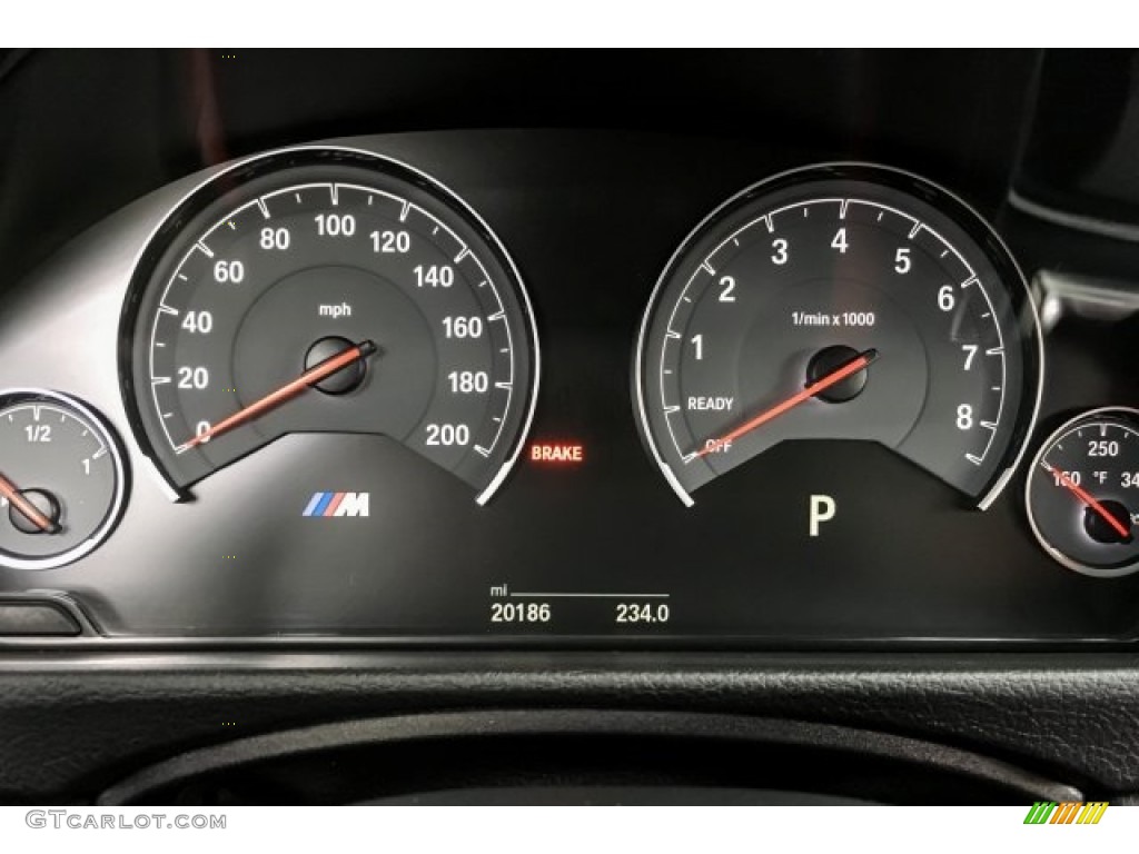 2015 M4 Coupe - Silverstone Metallic / Sakhir Orange/Black photo #18