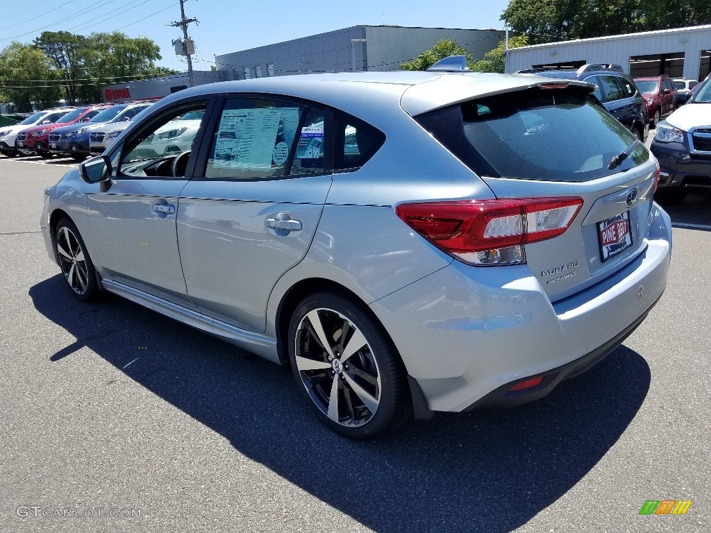 2018 Impreza 2.0i Sport 5-Door - Ice Silver Metallic / Black photo #4