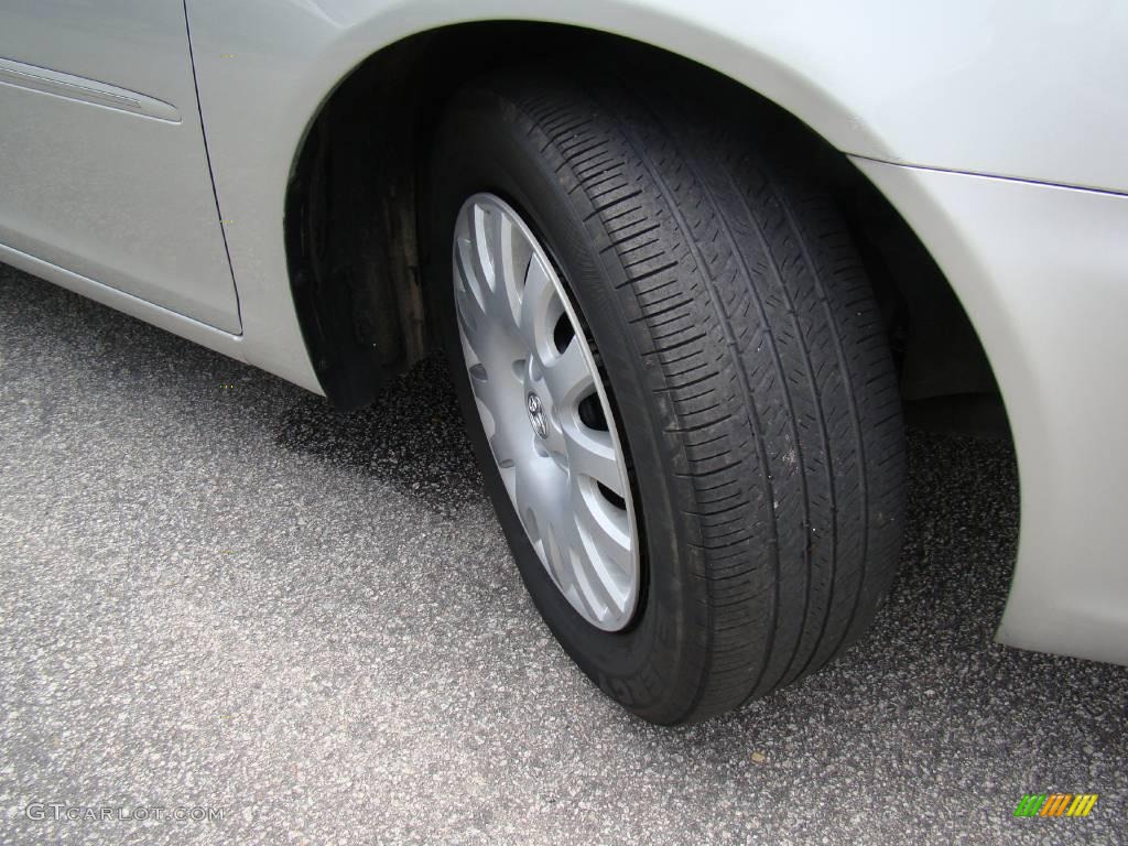 2003 Camry XLE - Lunar Mist Metallic / Stone photo #20