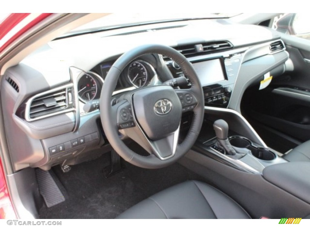 2018 Camry SE - Ruby Flare Pearl / Black photo #13