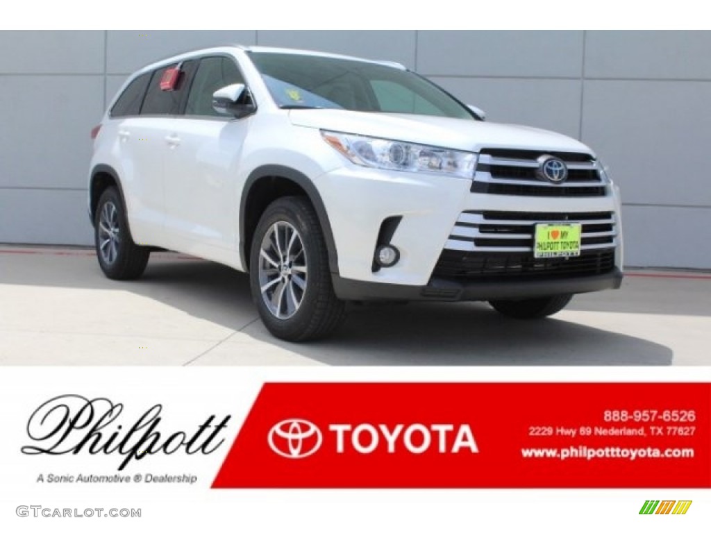 2018 Highlander XLE - Blizzard White Pearl / Ash photo #1