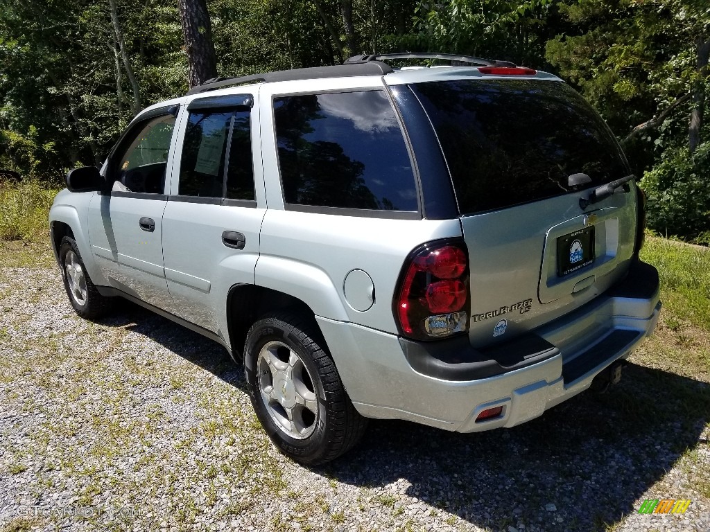2007 TrailBlazer LS 4x4 - Silverstone Metallic / Light Gray photo #6
