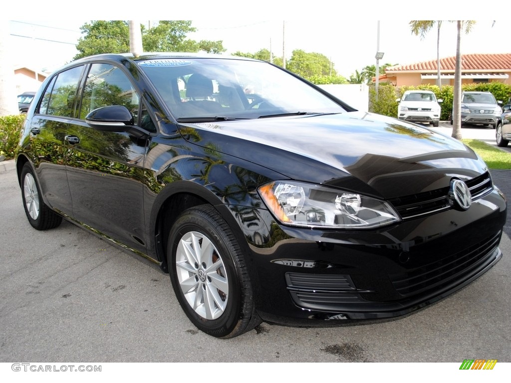 2015 Golf 4 Door 1.8T S - Black / Black photo #2