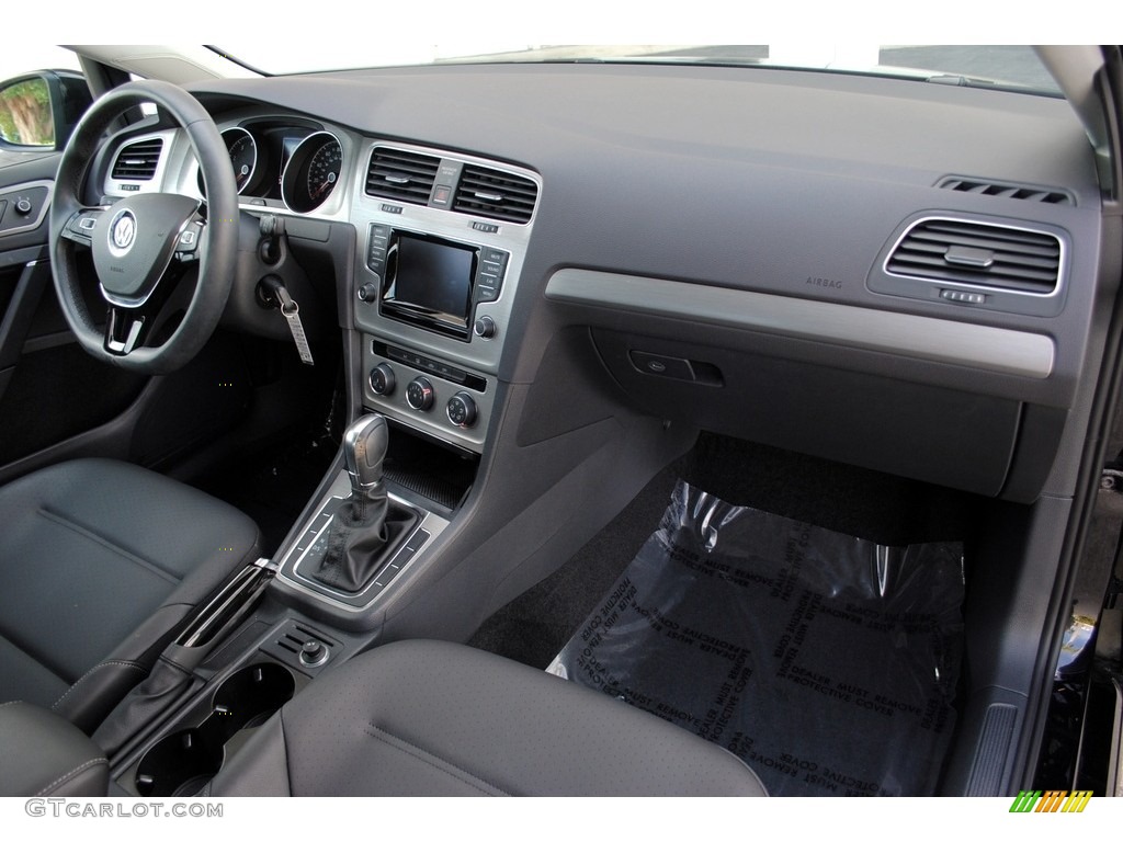 2015 Golf 4 Door 1.8T S - Black / Black photo #17