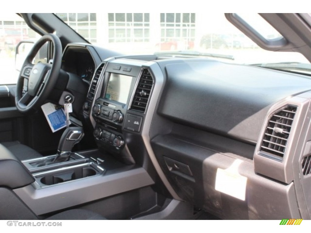 2018 F150 XLT SuperCrew - Ingot Silver / Black photo #32