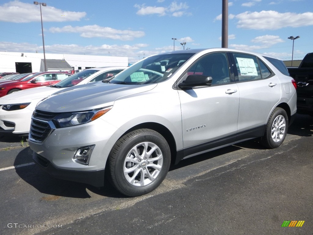 Silver Ice Metallic 2019 Chevrolet Equinox LS Exterior Photo #128391771