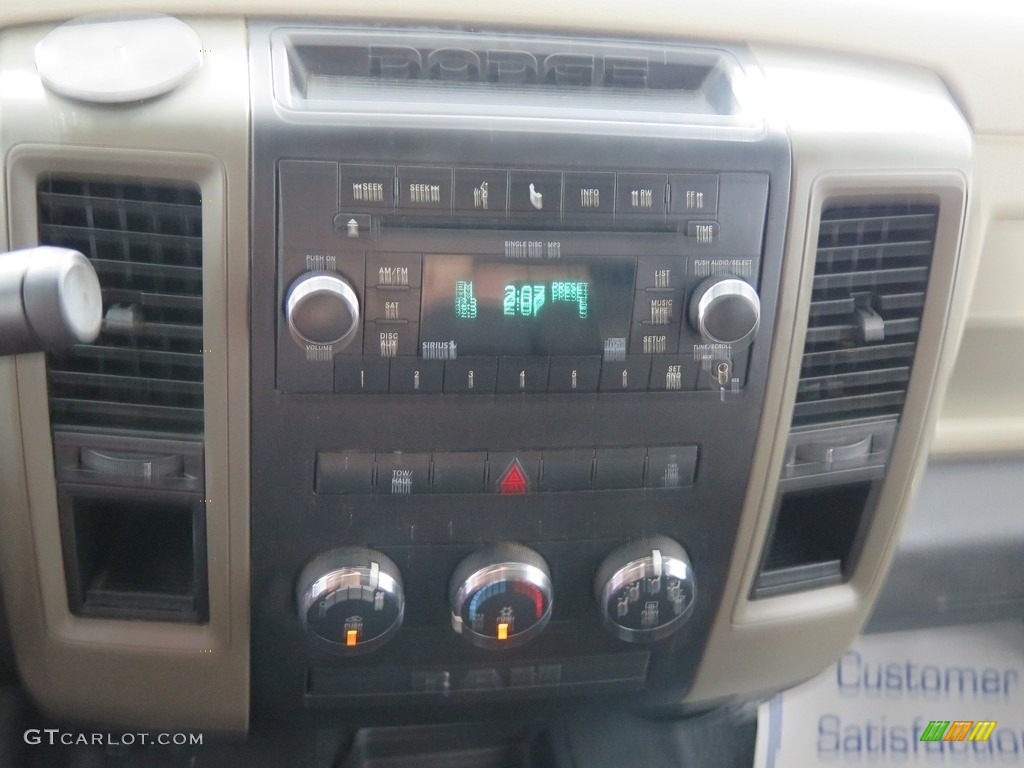 2010 Ram 2500 ST Crew Cab 4x4 - Brilliant Black Crystal Pearl / Dark Slate/Medium Graystone photo #13