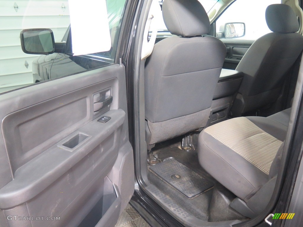 2010 Ram 2500 ST Crew Cab 4x4 - Brilliant Black Crystal Pearl / Dark Slate/Medium Graystone photo #23
