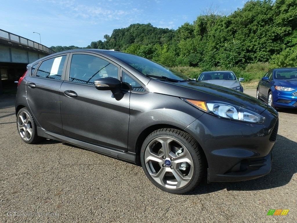Magnetic 2018 Ford Fiesta ST Hatchback Exterior Photo #128403009