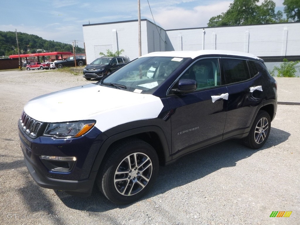 2018 Compass Latitude 4x4 - Jazz Blue Pearl / Black photo #1