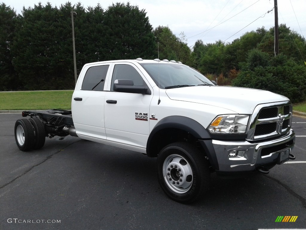 Bright White 2018 Ram 5500 Tradesman Crew Cab Chassis Exterior Photo #128405152