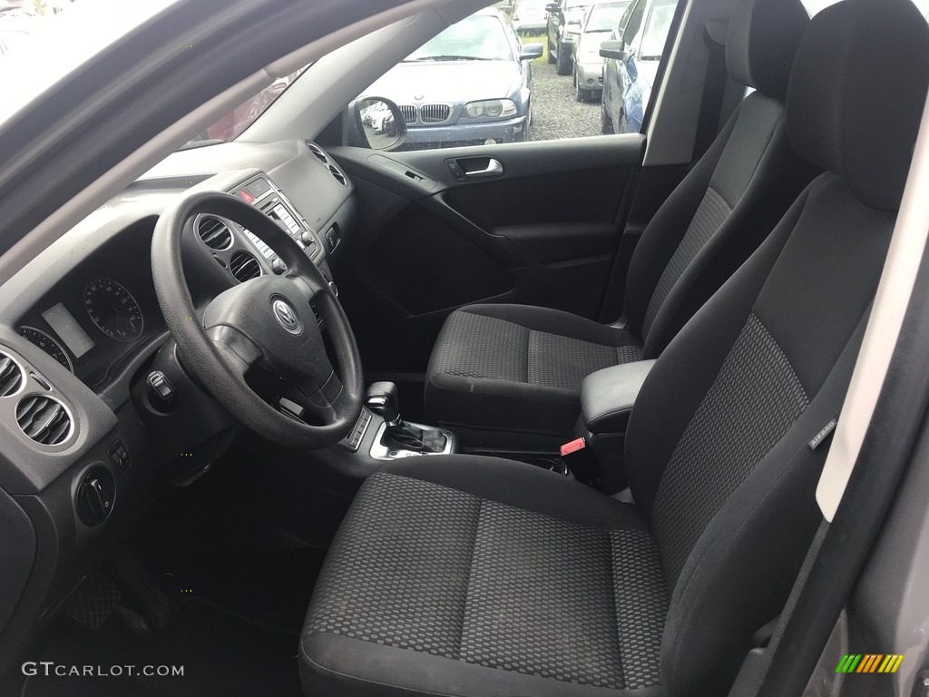 2010 Tiguan S - Alpine Grey Metallic / Charcoal photo #9