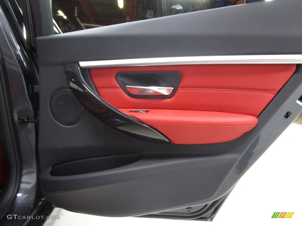 2018 3 Series 330i xDrive Sedan - Mineral Grey Metallic / Coral Red photo #18