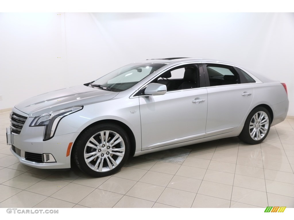 2018 XTS Luxury AWD - Radiant Silver Metallic / Jet Black photo #3