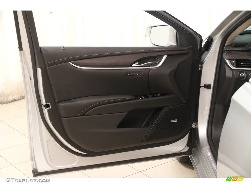 2018 XTS Luxury AWD - Radiant Silver Metallic / Jet Black photo #4