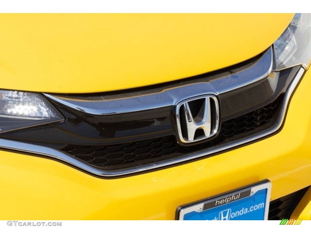 2019 Helios Yellow Pearl Honda Fit LX 128410215 Photo 4 GTCarLot