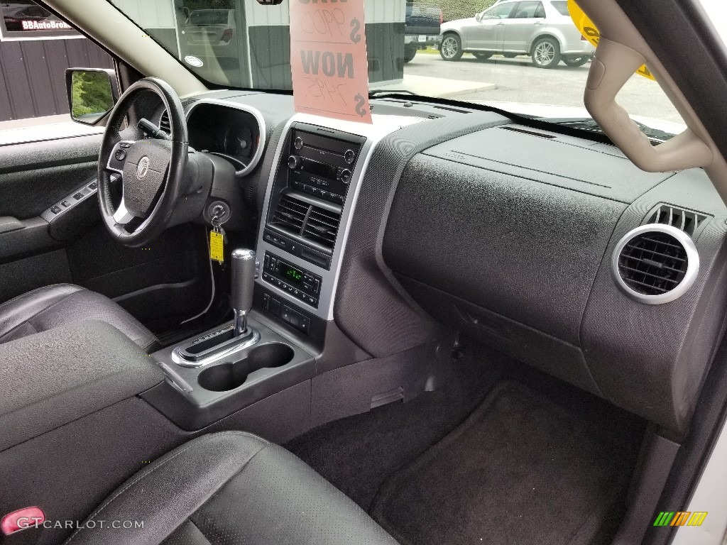 2008 Mountaineer AWD - White Suede / Charcoal Black photo #16