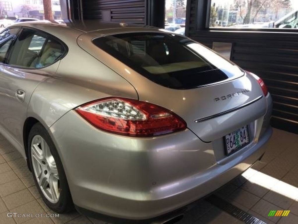 2011 Panamera 4 - Platinum Silver Metallic / Luxor Beige photo #7