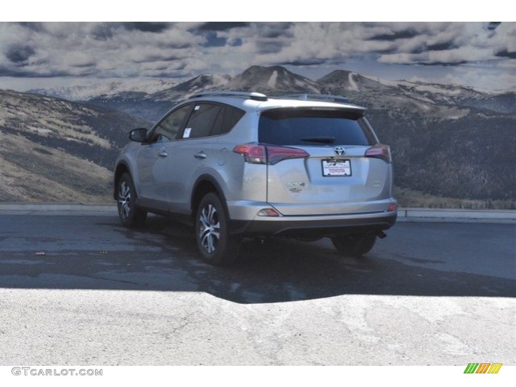 2018 RAV4 LE - Silver Sky Metallic / Black photo #3