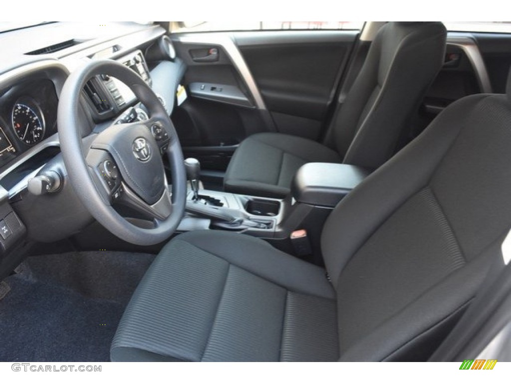 2018 RAV4 LE - Silver Sky Metallic / Black photo #6