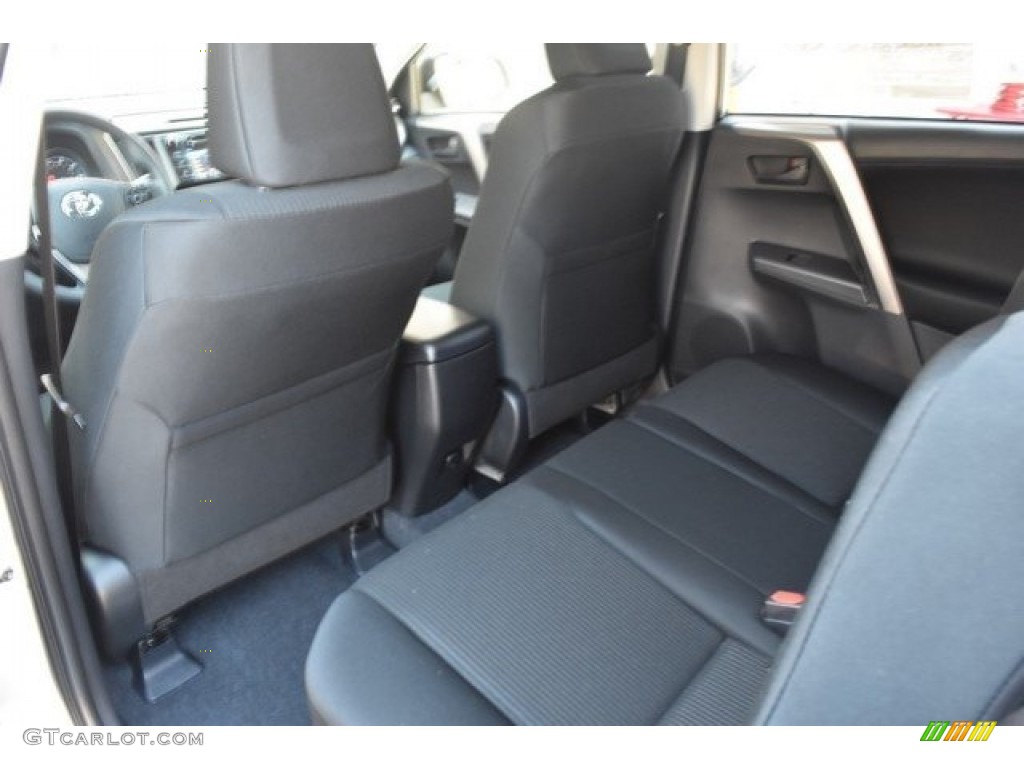 2018 RAV4 LE - Silver Sky Metallic / Black photo #13