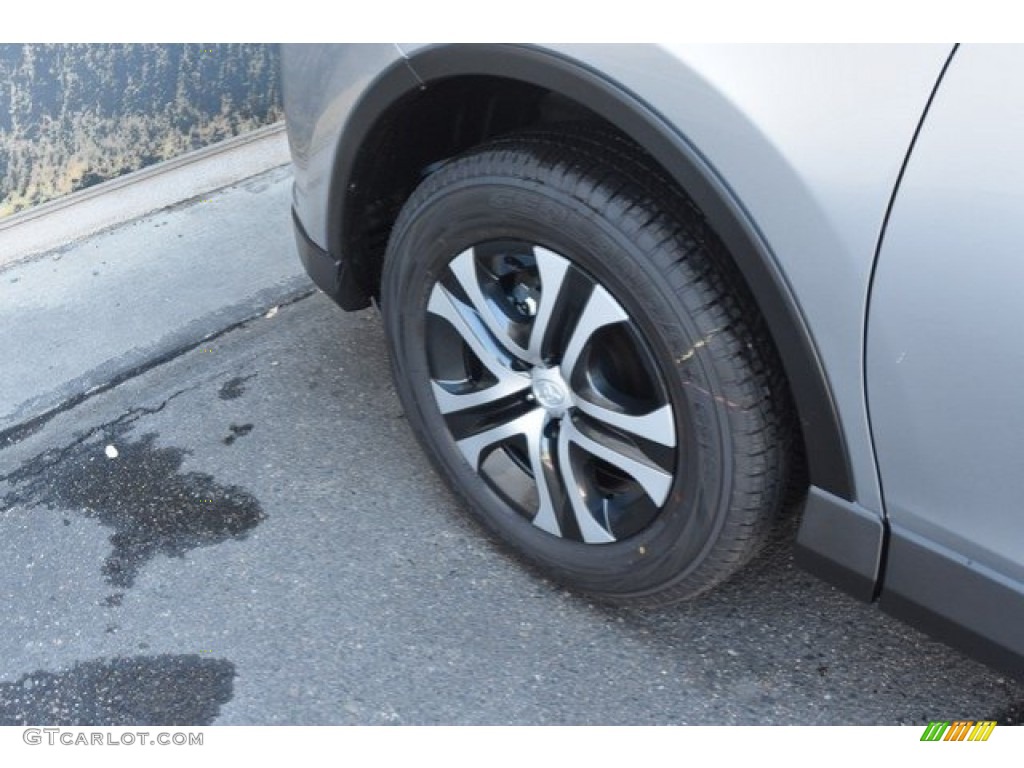 2018 RAV4 LE - Silver Sky Metallic / Black photo #32