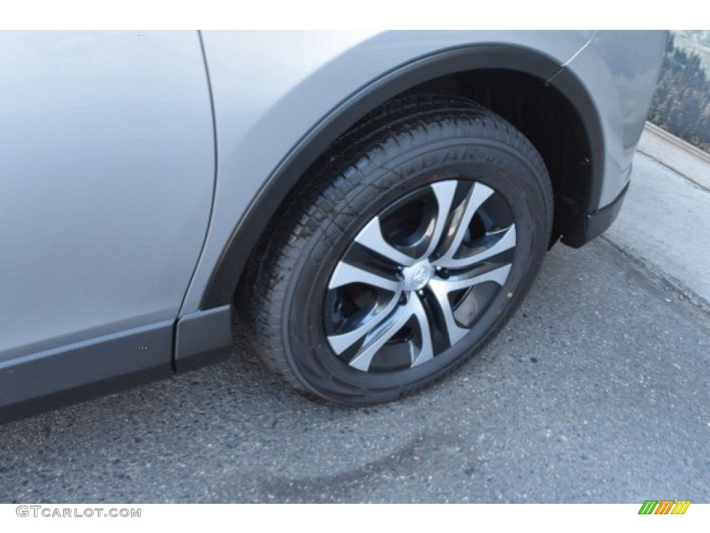 2018 RAV4 LE - Silver Sky Metallic / Black photo #35