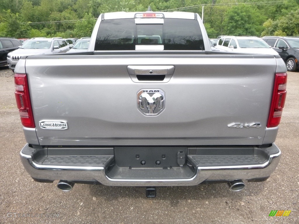 2019 1500 Long Horn Crew Cab 4x4 - Billett Silver Metallic / Black/Light Mountain Brown photo #4