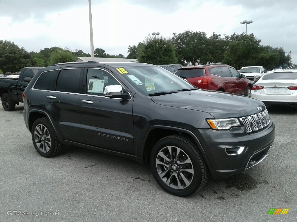 2018 Grand Cherokee Overland 4x4 - Granite Crystal Metallic / Black photo #7