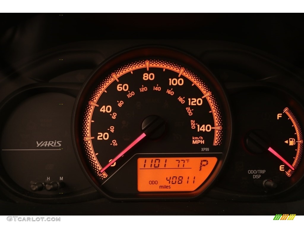 2016 Yaris 5-Door L - Absolutely Red / Black photo #7