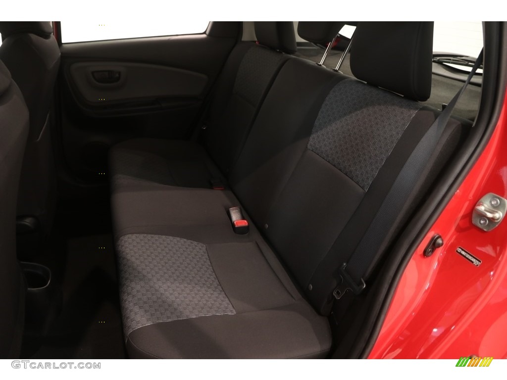 2016 Yaris 5-Door L - Absolutely Red / Black photo #15