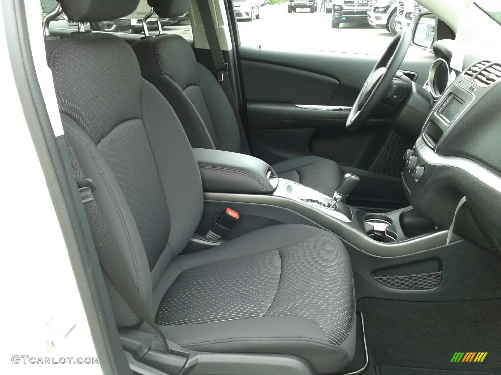 2018 Journey SE - Vice White / Black photo #12