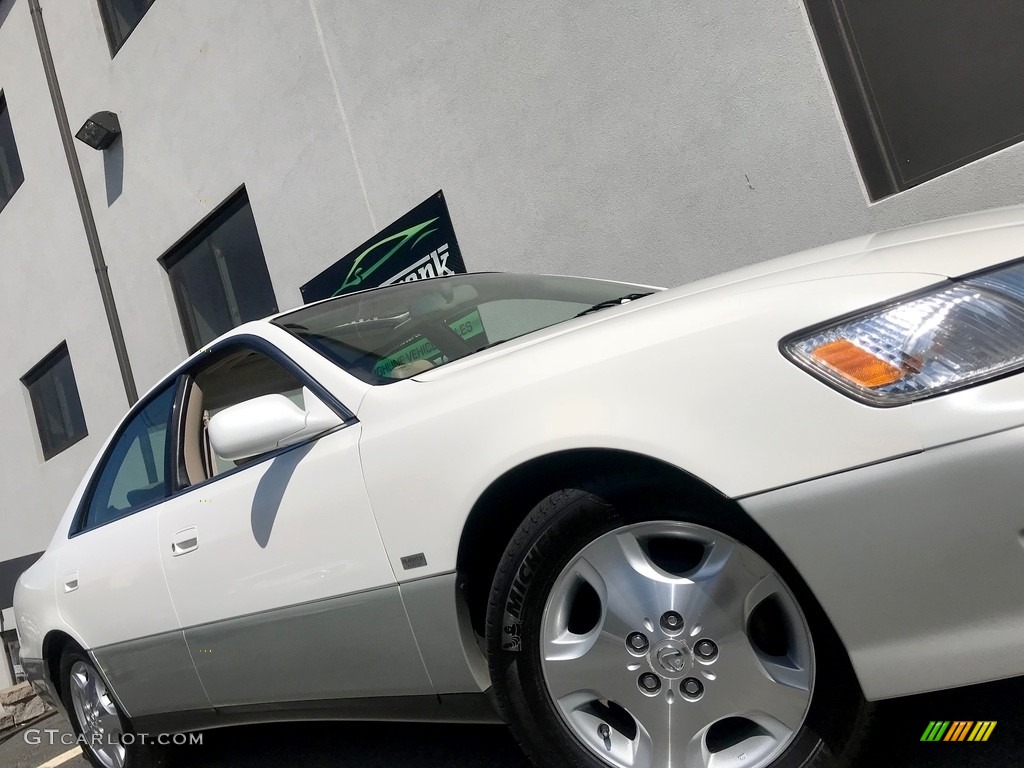 2000 ES 300 Sedan - Diamond White Pearl / Ivory photo #22