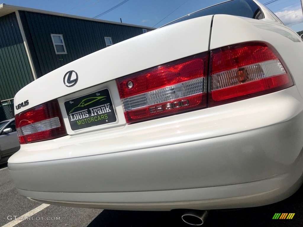2000 ES 300 Sedan - Diamond White Pearl / Ivory photo #27