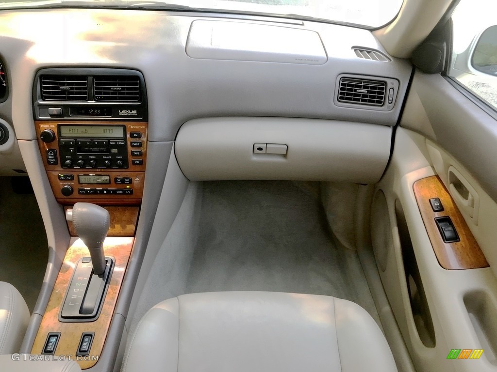 2000 ES 300 Sedan - Diamond White Pearl / Ivory photo #46