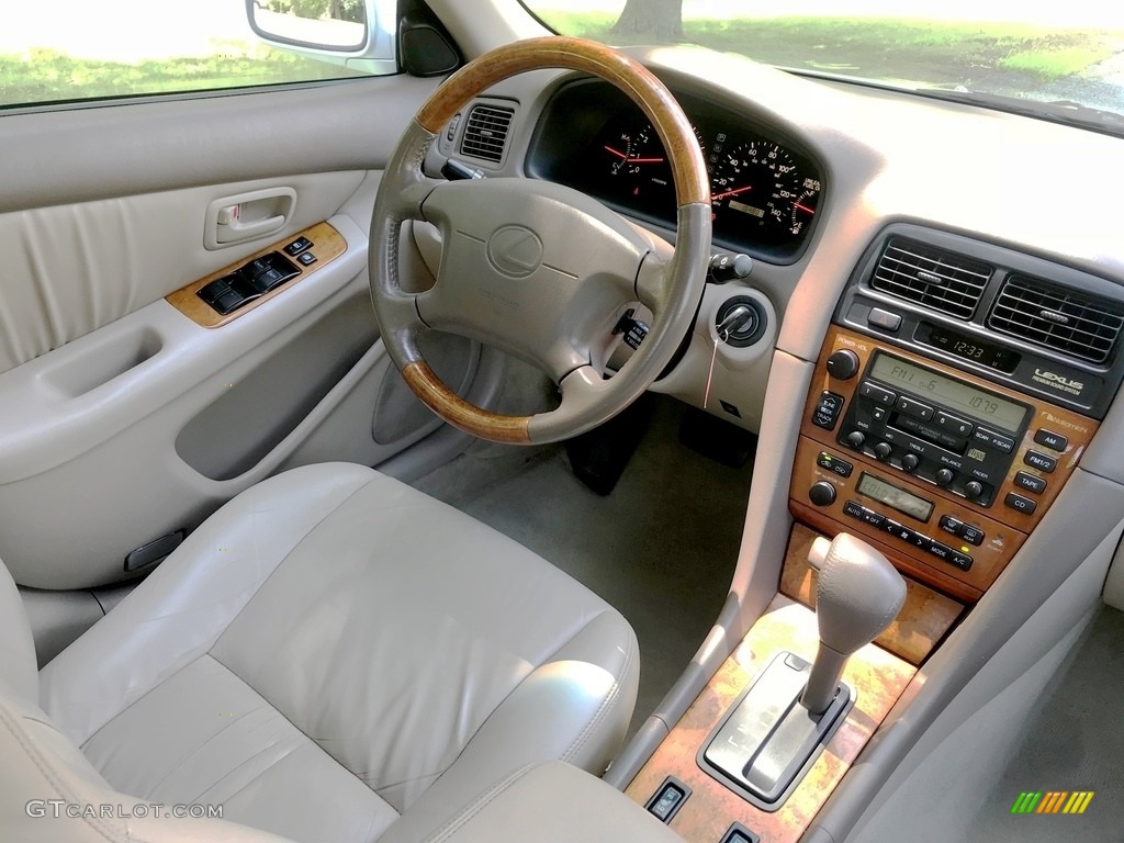 2000 ES 300 Sedan - Diamond White Pearl / Ivory photo #47