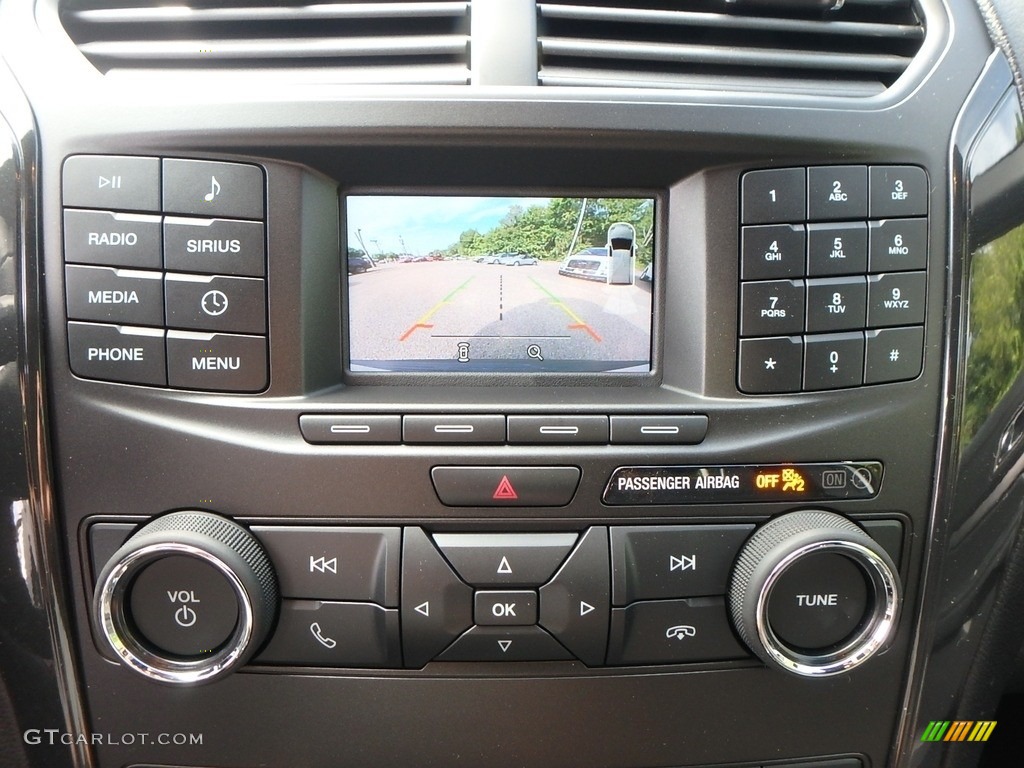 2018 Explorer XLT 4WD - White Platinum / Ebony Black photo #20