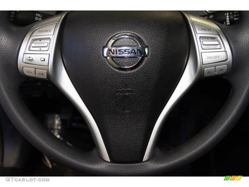 2015 Rogue SV AWD - Super Black / Charcoal photo #12