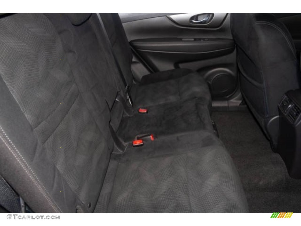 2015 Rogue SV AWD - Super Black / Charcoal photo #20