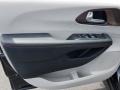 2018 Brilliant Black Crystal Pearl Chrysler Pacifica Touring L  photo #8