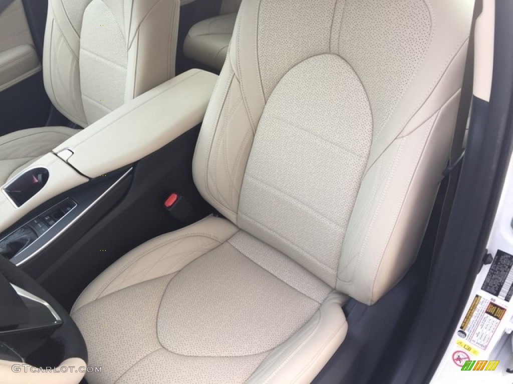 2019 Toyota Avalon Hybrid Limited Front Seat Photo #128453707