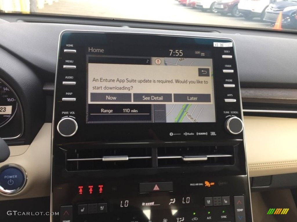 2019 Toyota Avalon Hybrid Limited Controls Photo #128453775