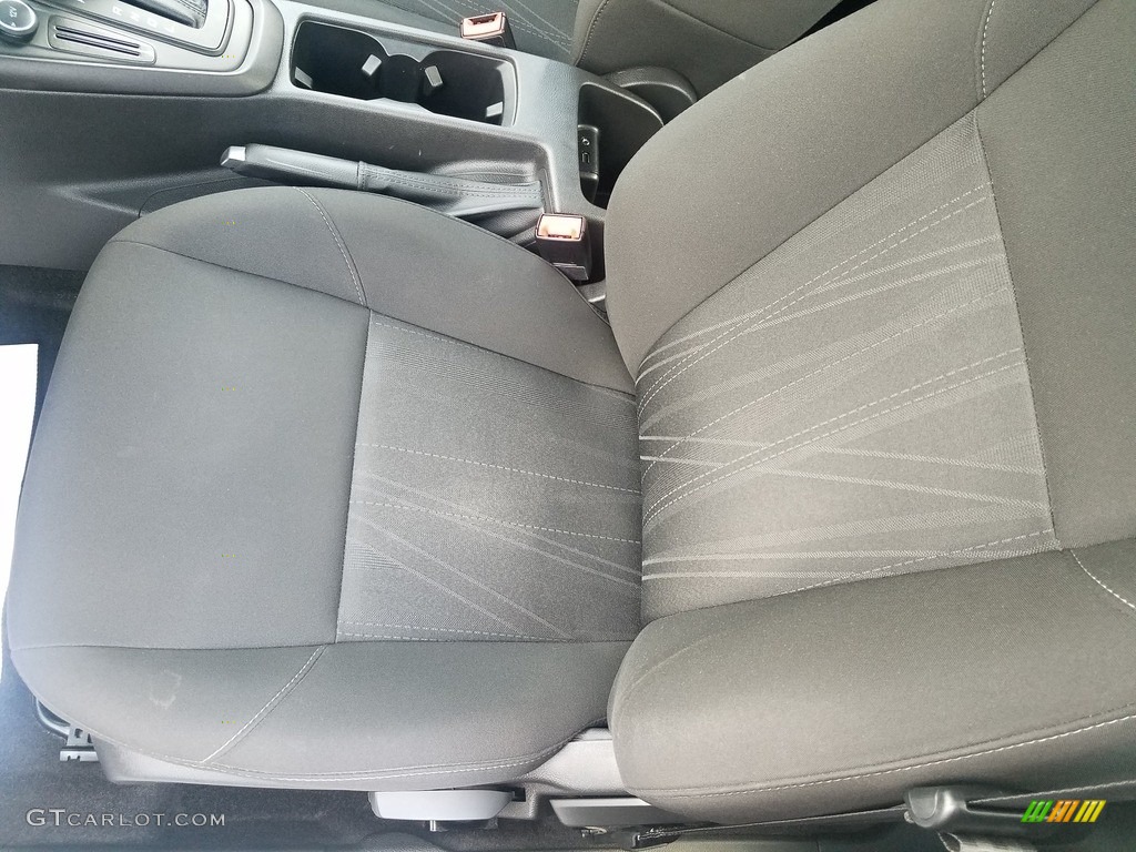 2017 Focus S Sedan - Oxford White / Charcoal Black photo #15