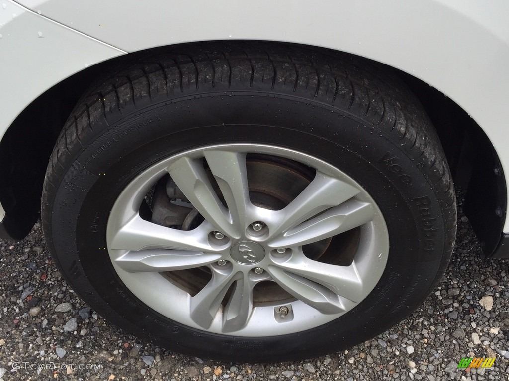 2013 Tucson GLS AWD - Cotton White / Taupe photo #30