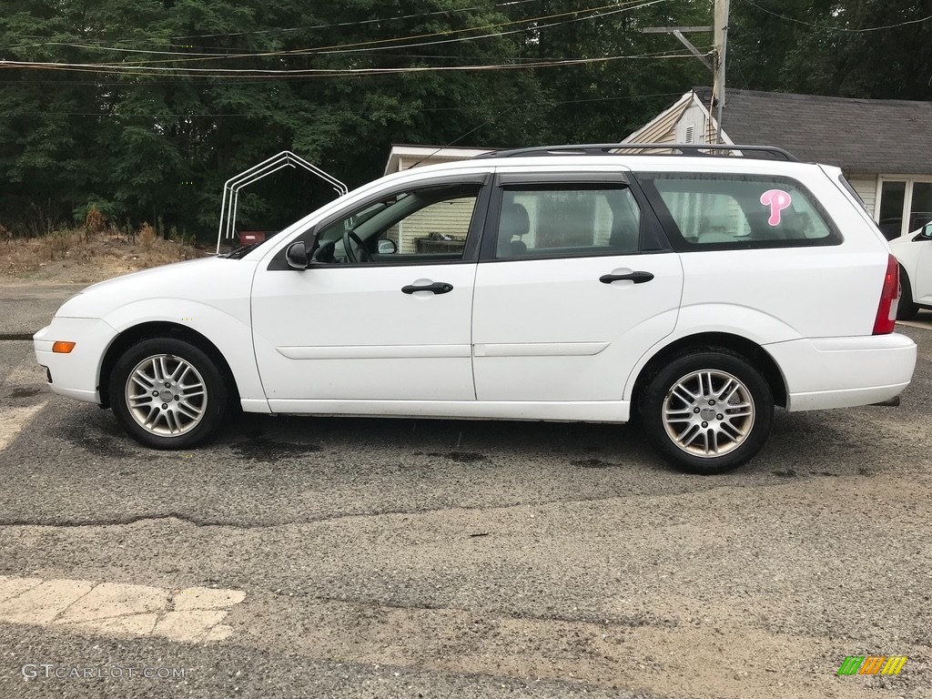 2005 Focus ZXW SES Wagon - Cloud 9 White / Dark Flint/Light Flint photo #3