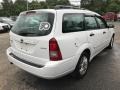 2005 Cloud 9 White Ford Focus ZXW SES Wagon  photo #8