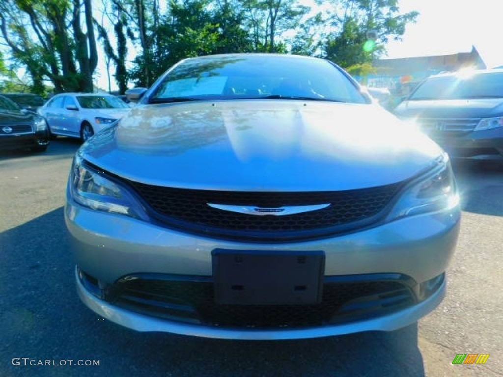 2015 200 S - Billet Silver Metallic / Black photo #2