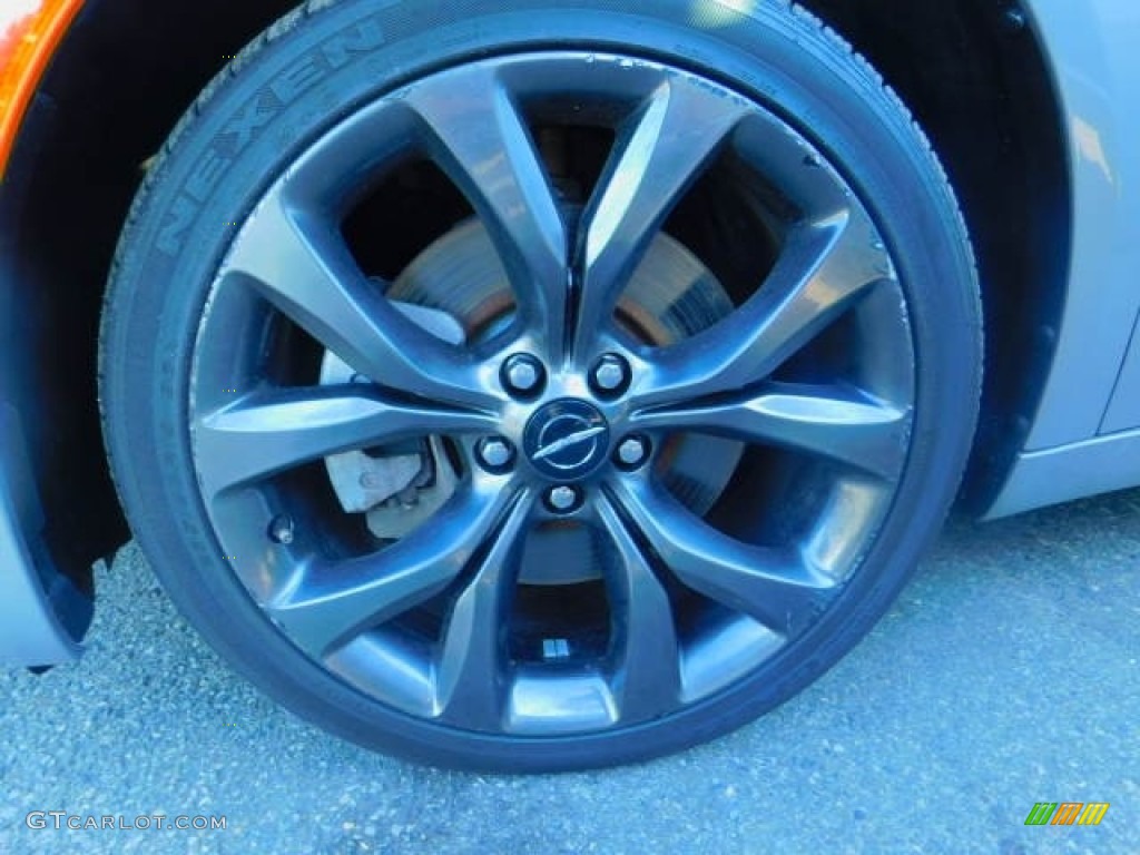 2015 200 S - Billet Silver Metallic / Black photo #33