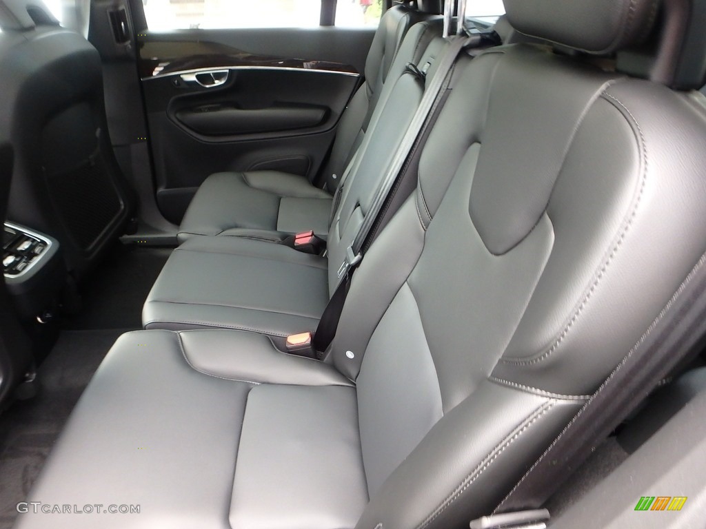 2019 Volvo XC90 T5 AWD Momentum Rear Seat Photo #128464511