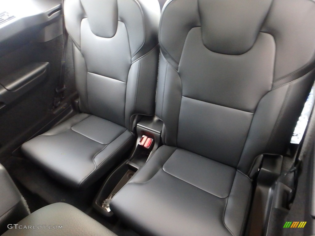 2019 Volvo XC90 T5 AWD Momentum Rear Seat Photo #128464529